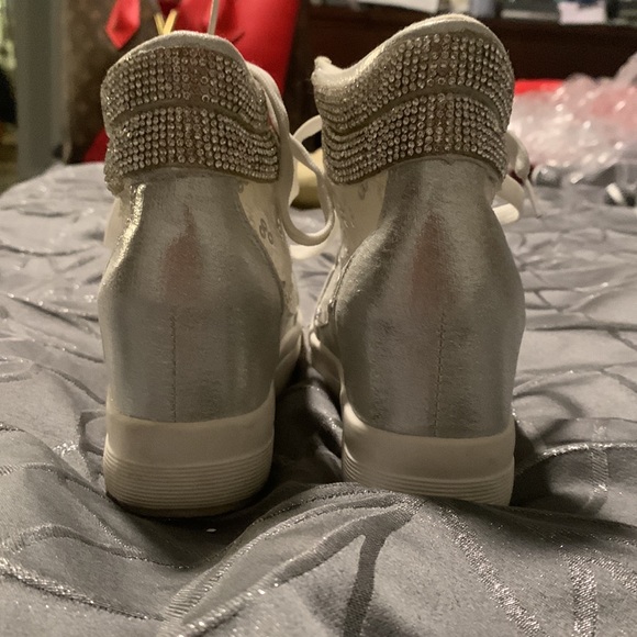 Rhinestone and lace wedge sneakers size 6 - Picture 5 of 6